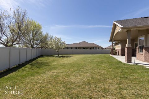 Tiny photo for 4621 W 4050 S, West Haven, UT 84401 (MLS # 2149418)