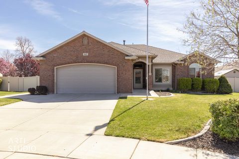 Tiny photo for 4621 W 4050 S, West Haven, UT 84401 (MLS # 2149418)