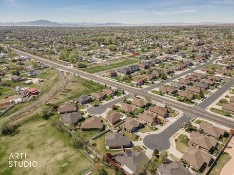 Tiny photo for 4621 W 4050 S, West Haven, UT 84401 (MLS # 2149418)
