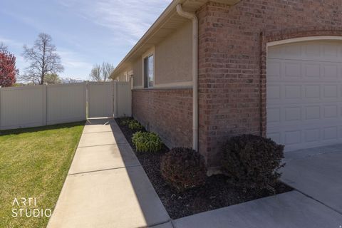 Tiny photo for 4621 W 4050 S, West Haven, UT 84401 (MLS # 2149418)