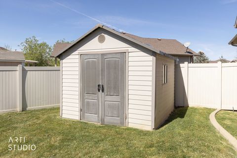 Tiny photo for 4621 W 4050 S, West Haven, UT 84401 (MLS # 2149418)