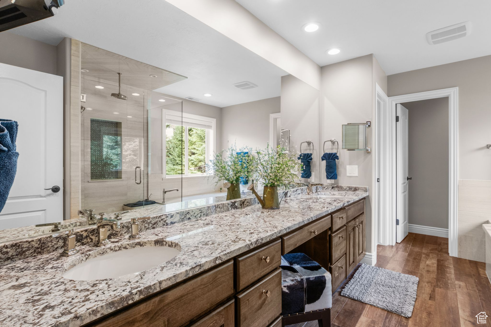 PEPPERWOOD - Residential