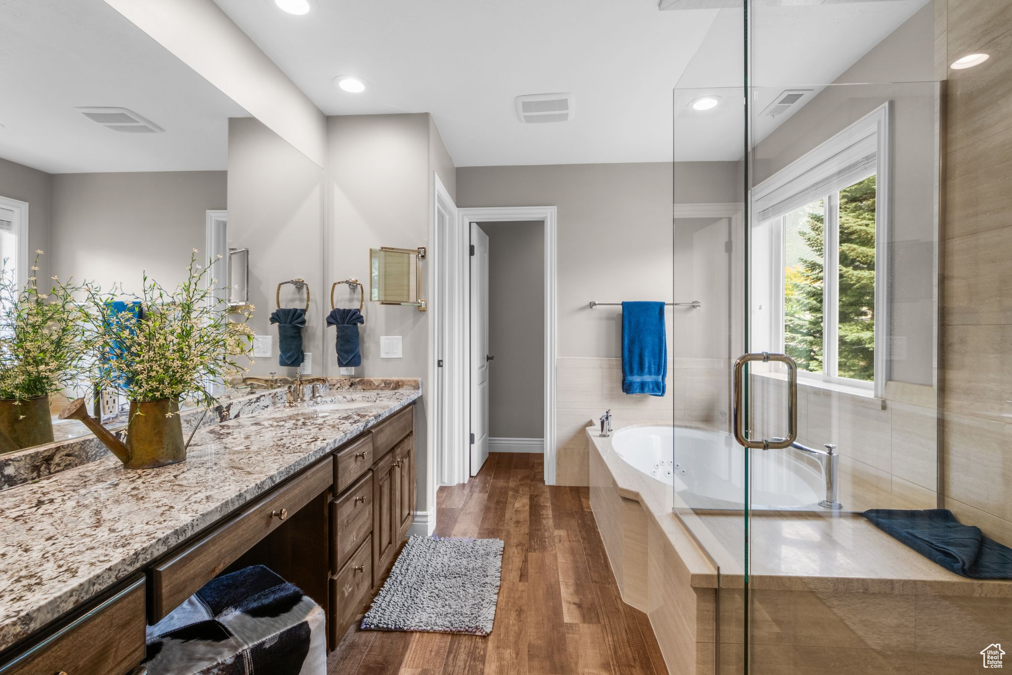 PEPPERWOOD - Residential