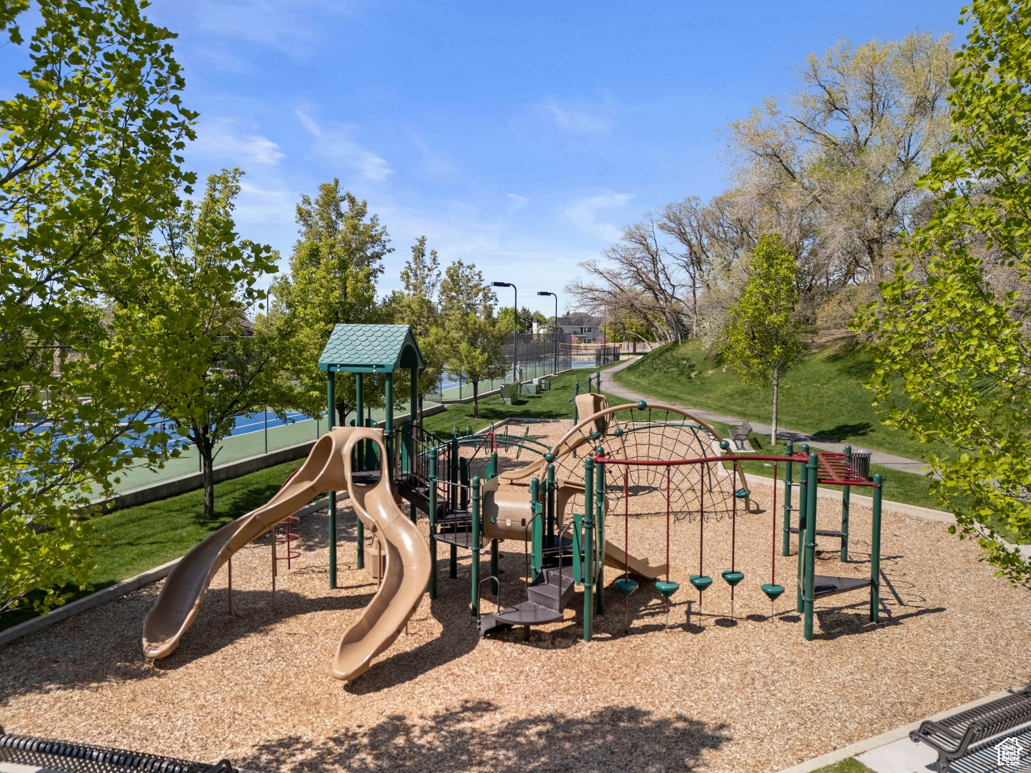 PEPPERWOOD - Residential