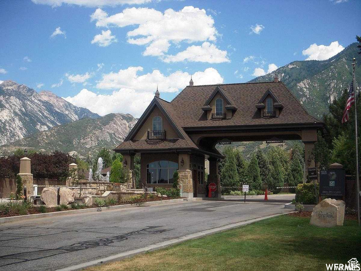 PEPPERWOOD - Residential