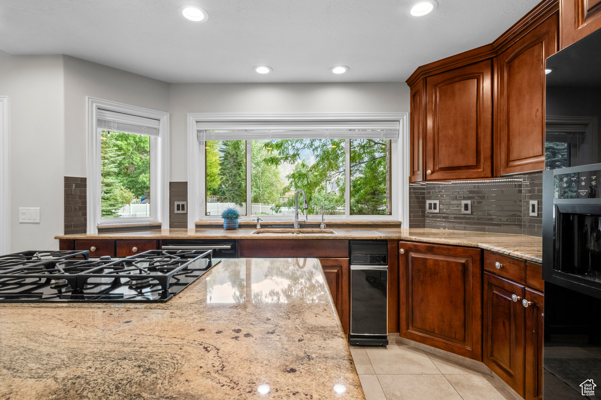 PEPPERWOOD - Residential