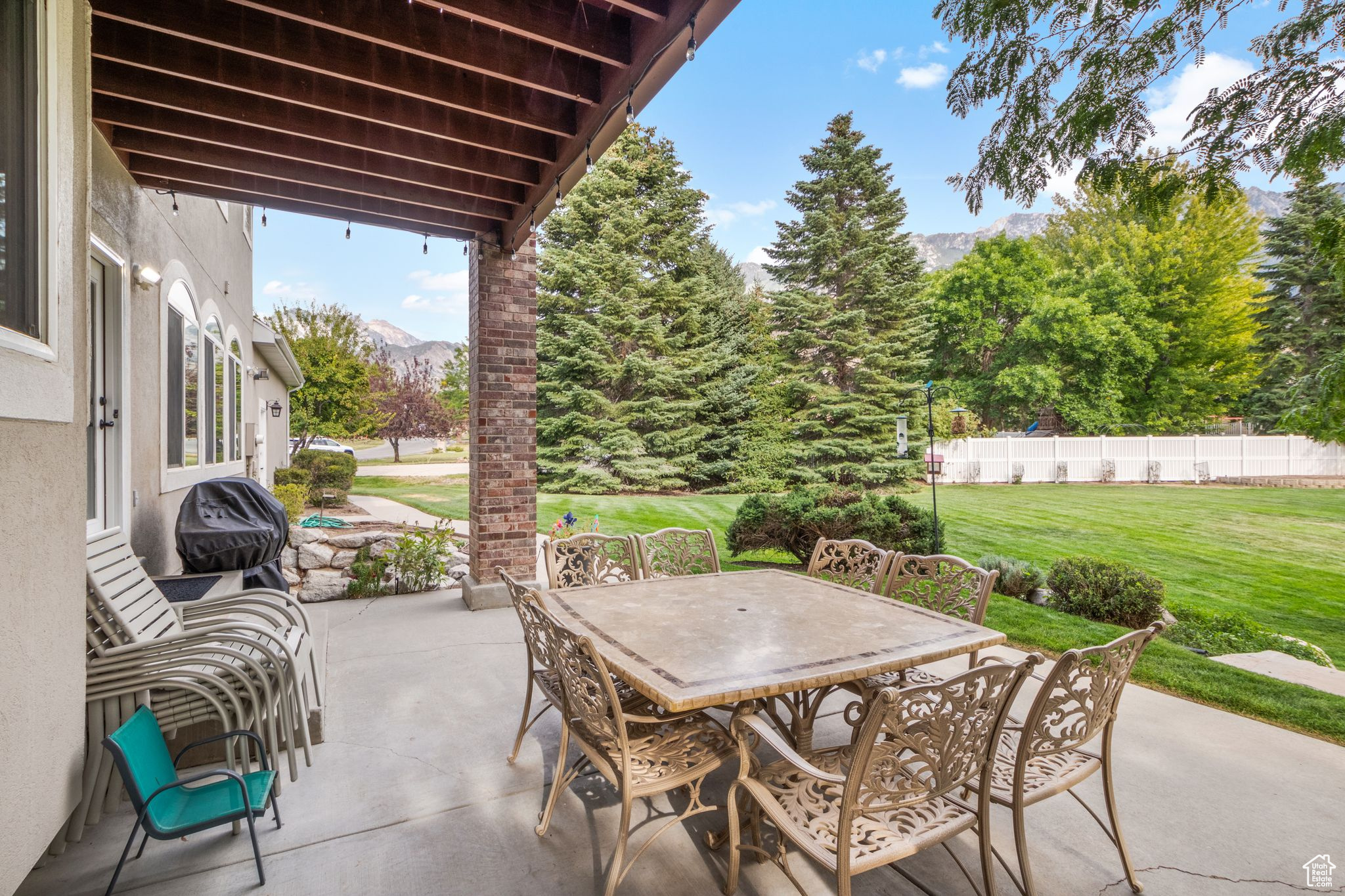 PEPPERWOOD - Residential