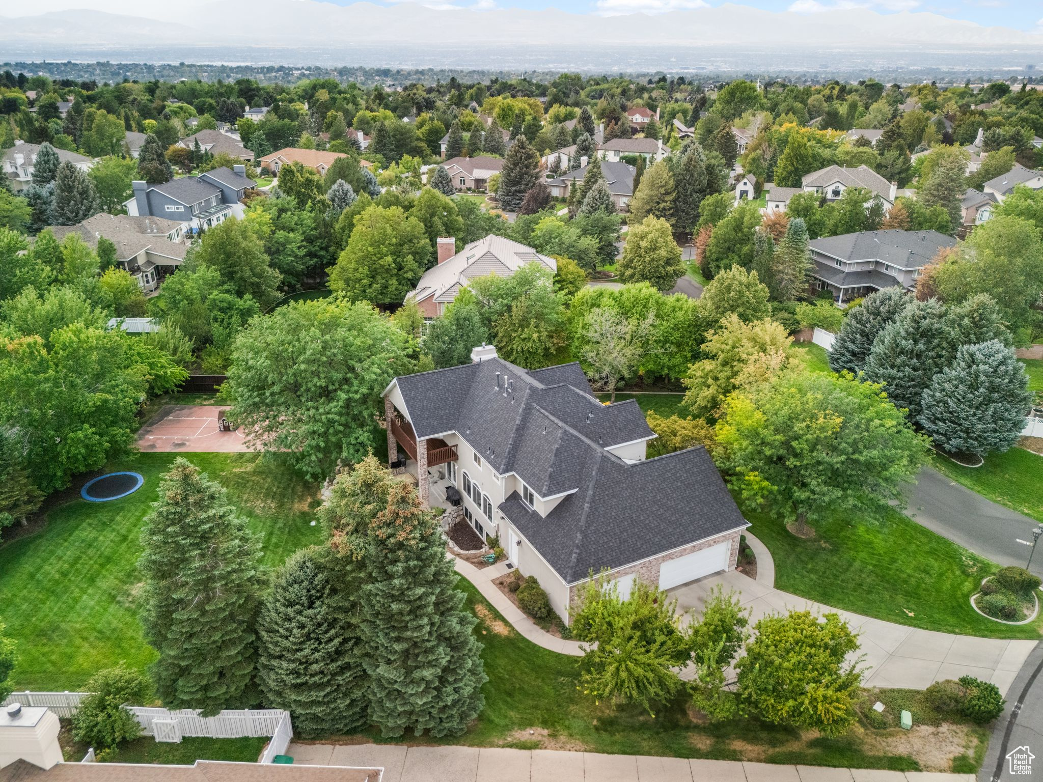 PEPPERWOOD - Residential