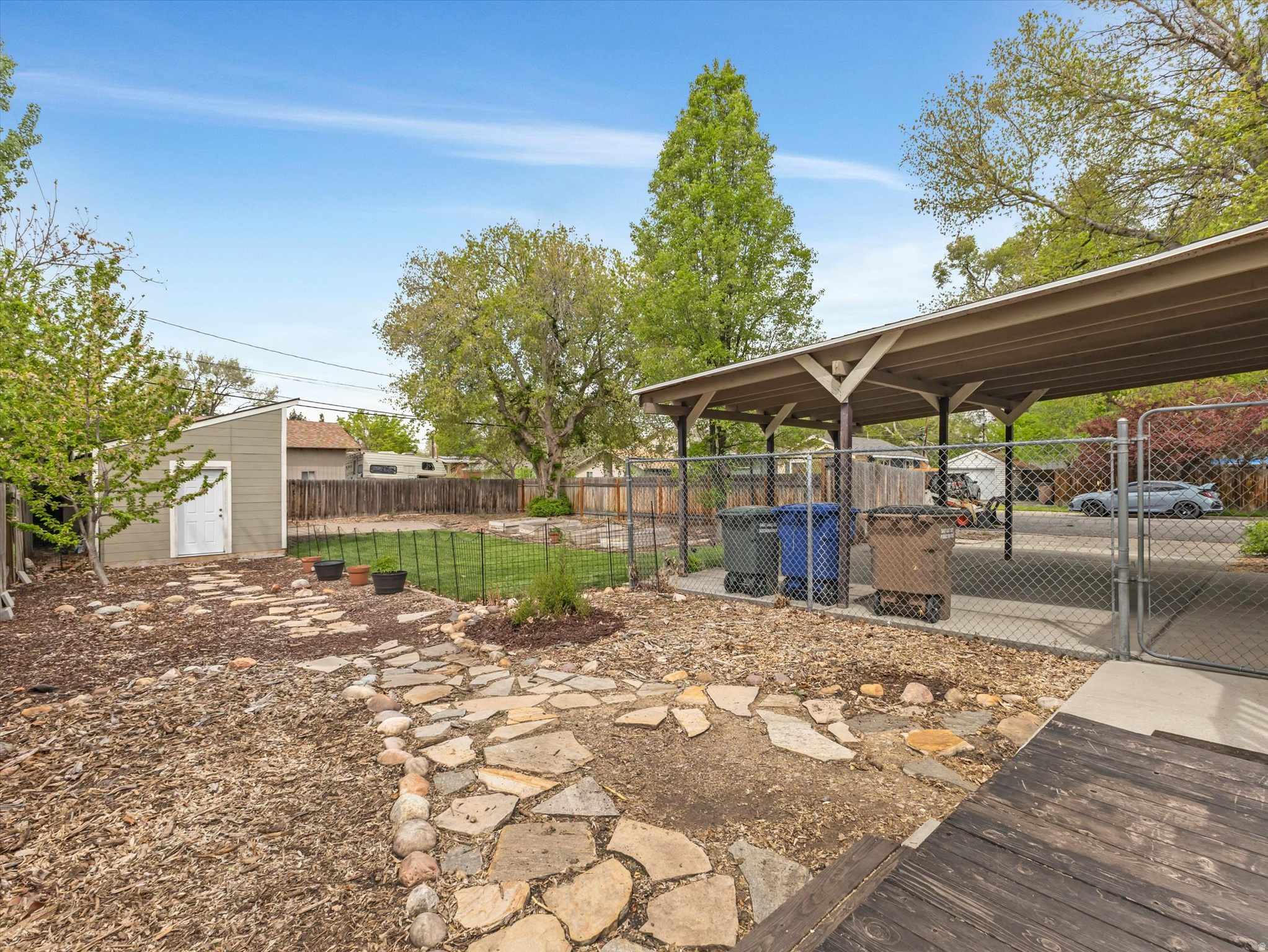 STRATFORD - Residential