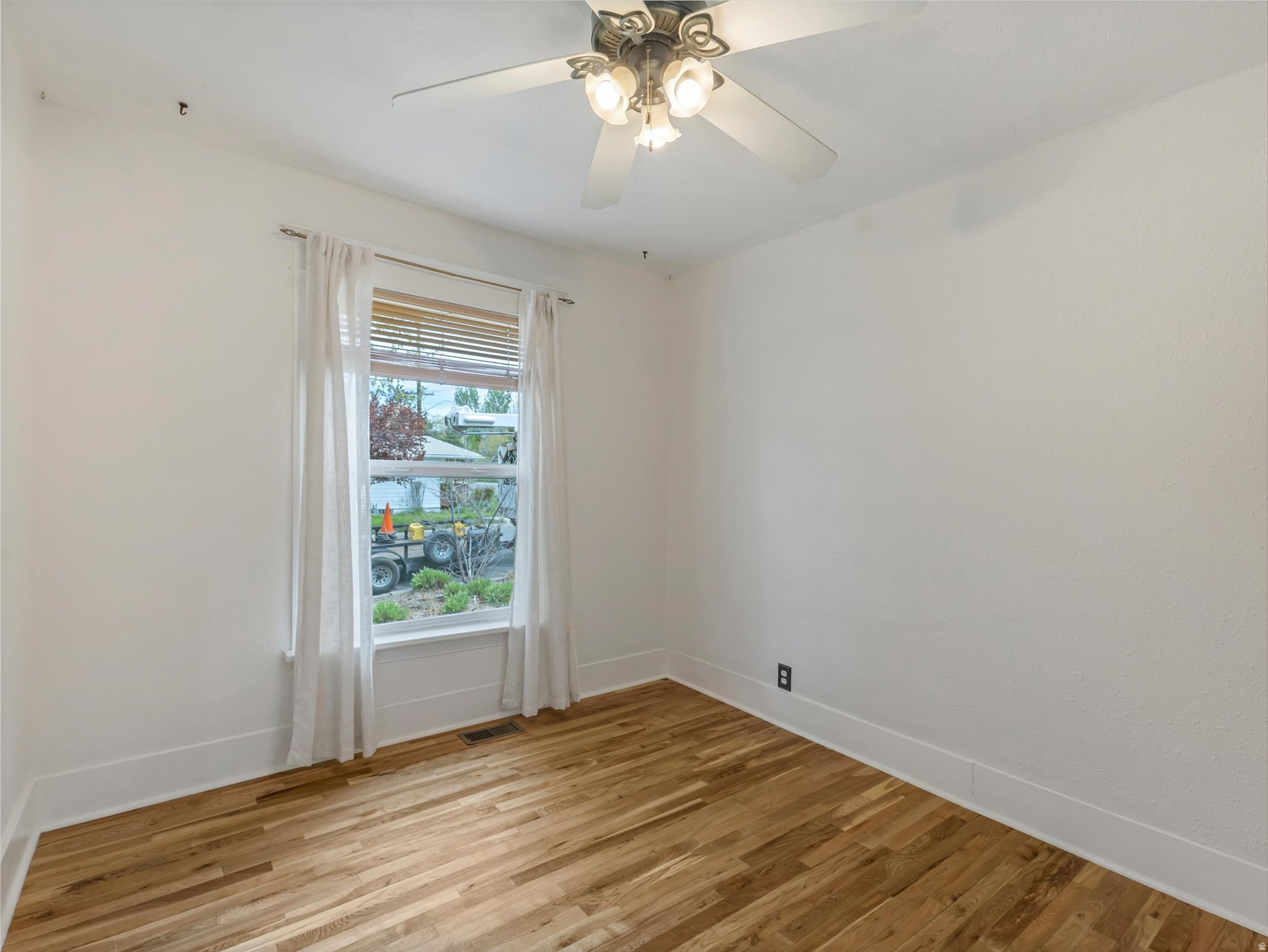 STRATFORD - Residential