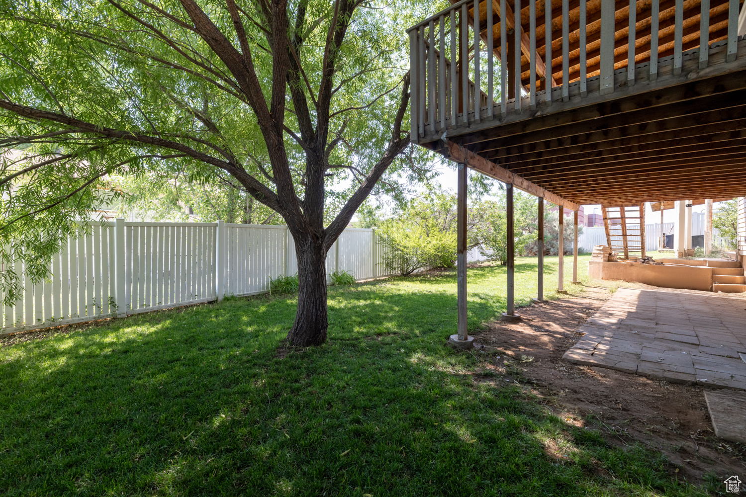 EMERALD HILLS - Residential