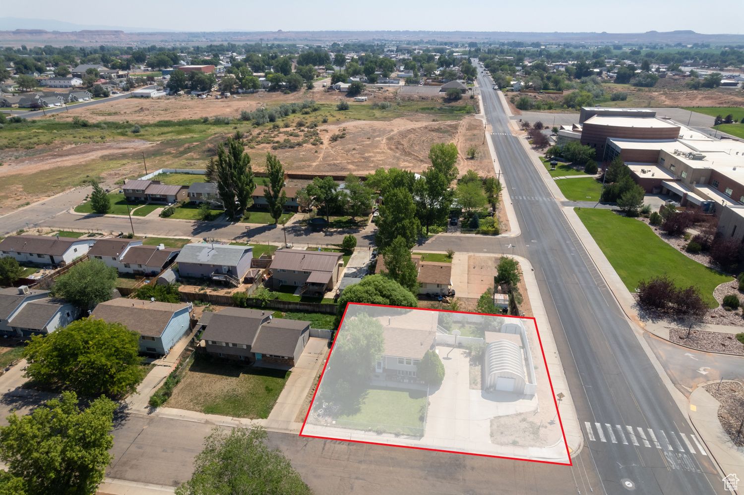 EMERALD HILLS - Residential