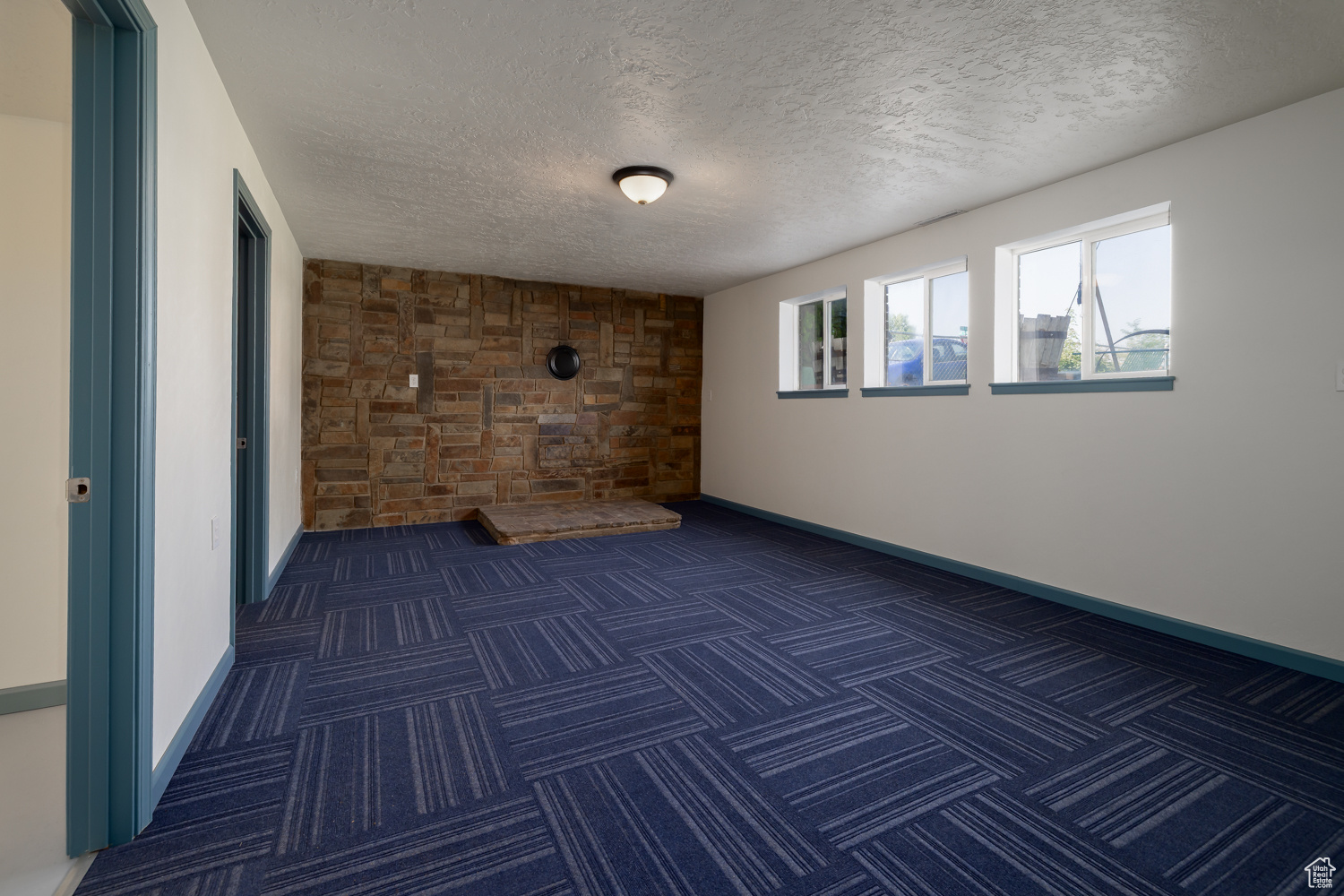 EMERALD HILLS - Residential