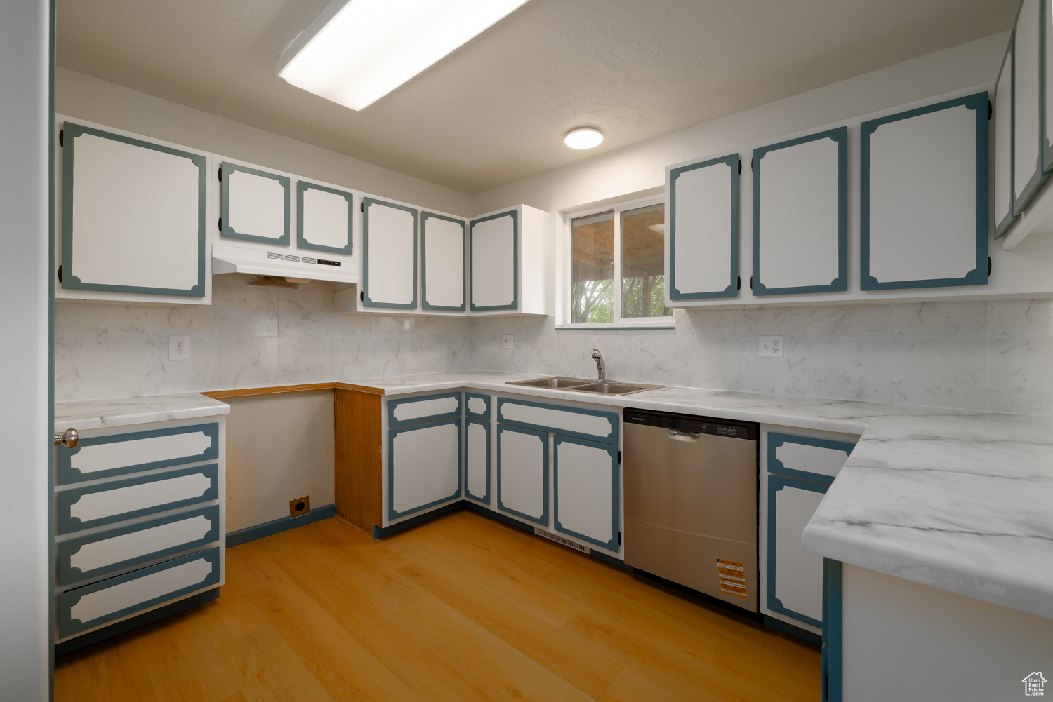 EMERALD HILLS - Residential