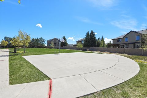 Tiny photo for 2087 E AUTUMN FIELDS LN, Draper, UT 84020 (MLS # 2152212)