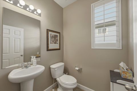 Tiny photo for 2087 E AUTUMN FIELDS LN, Draper, UT 84020 (MLS # 2152212)