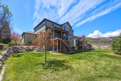 Tiny photo for 2087 E AUTUMN FIELDS LN, Draper, UT 84020 (MLS # 2152212)