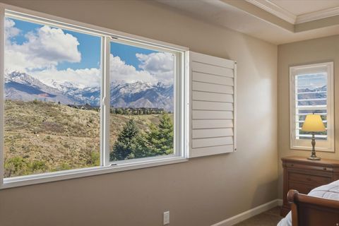 Tiny photo for 2087 E AUTUMN FIELDS LN, Draper, UT 84020 (MLS # 2152212)