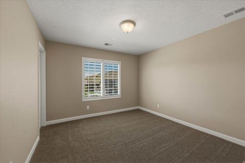 Tiny photo for 2087 E AUTUMN FIELDS LN, Draper, UT 84020 (MLS # 2152212)