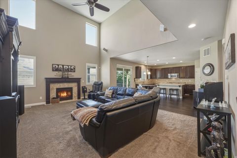 Tiny photo for 2087 E AUTUMN FIELDS LN, Draper, UT 84020 (MLS # 2152212)