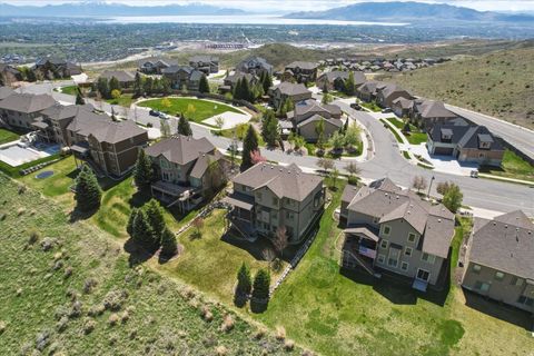 Tiny photo for 2087 E AUTUMN FIELDS LN, Draper, UT 84020 (MLS # 2152212)