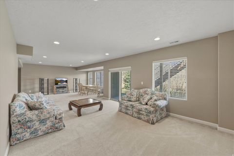 Tiny photo for 2087 E AUTUMN FIELDS LN, Draper, UT 84020 (MLS # 2152212)