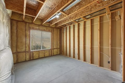 Tiny photo for 2087 E AUTUMN FIELDS LN, Draper, UT 84020 (MLS # 2152212)