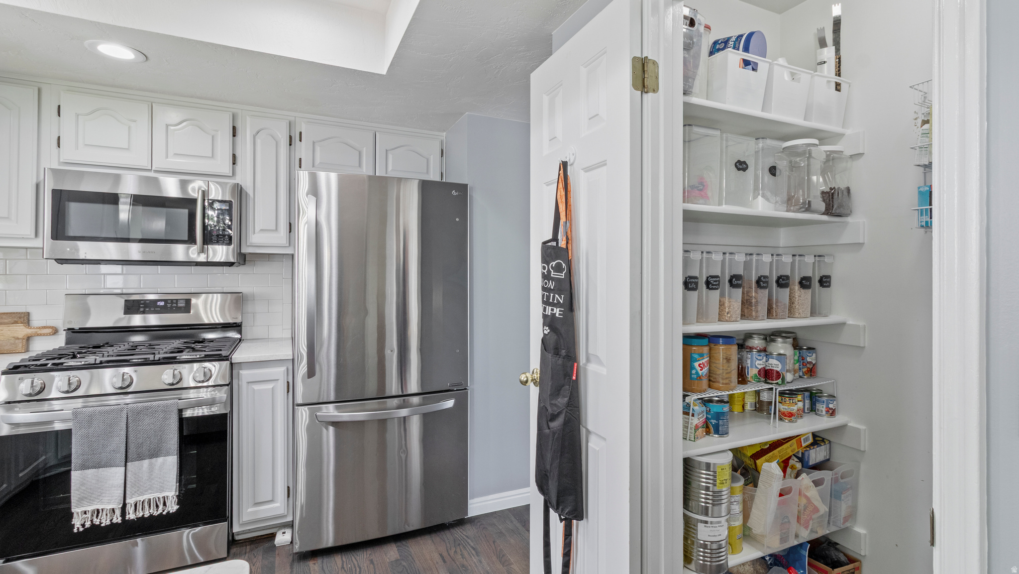 TERRACE HILLS - Residential