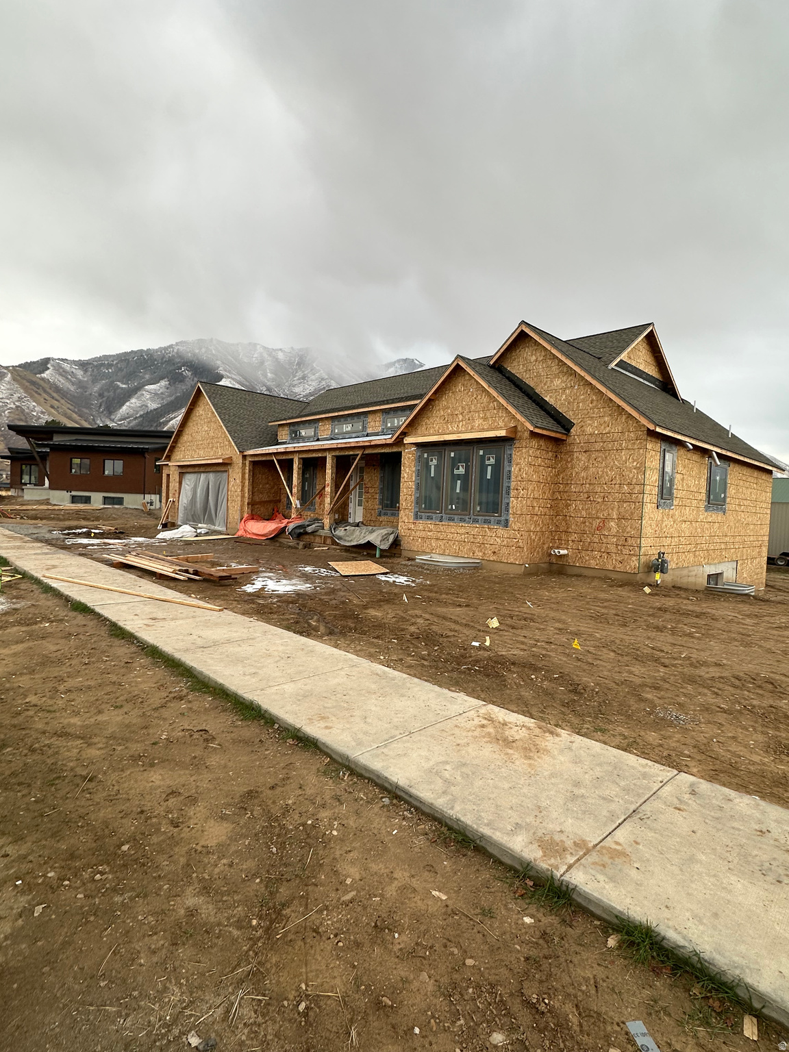 MAPLE LEAF COVE - Residential