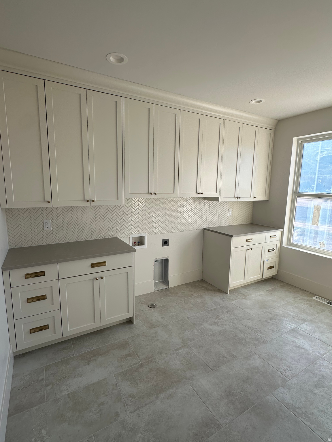 MAPLE LEAF COVE - Residential