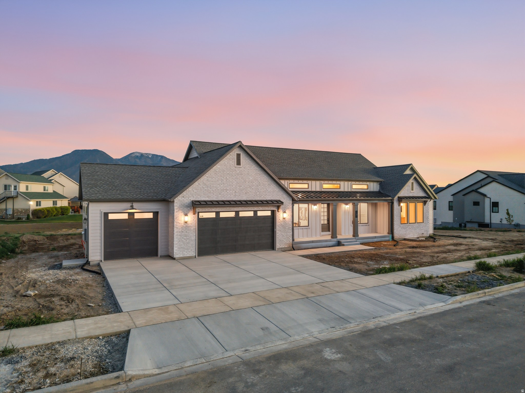 MAPLE LEAF COVE - Residential