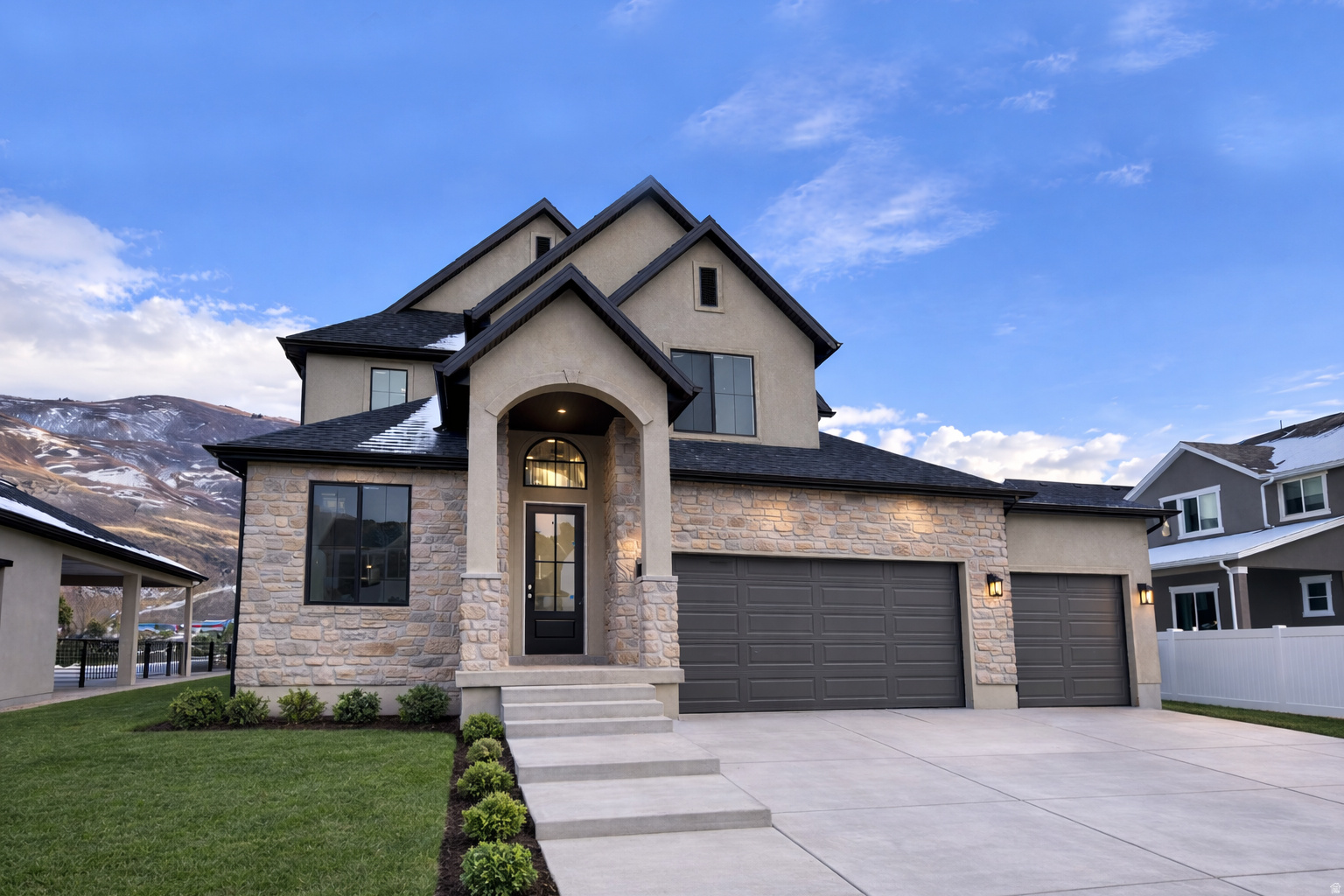 SUMMERHILL LANE - Residential