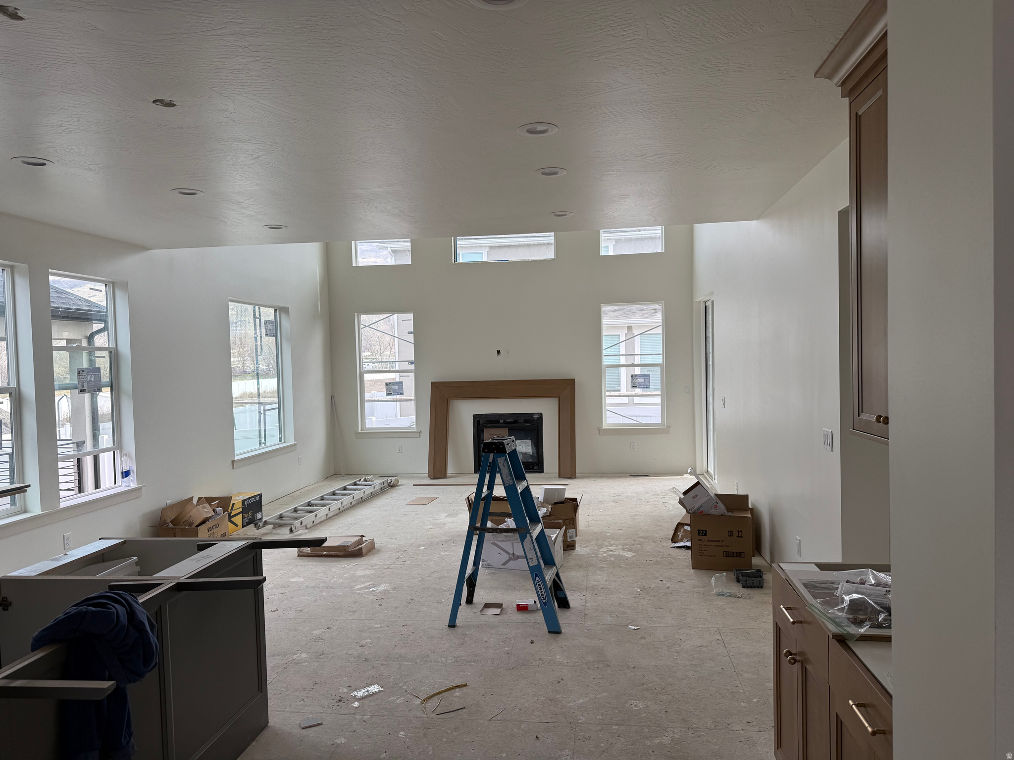 SUMMERHILL LANE - Residential