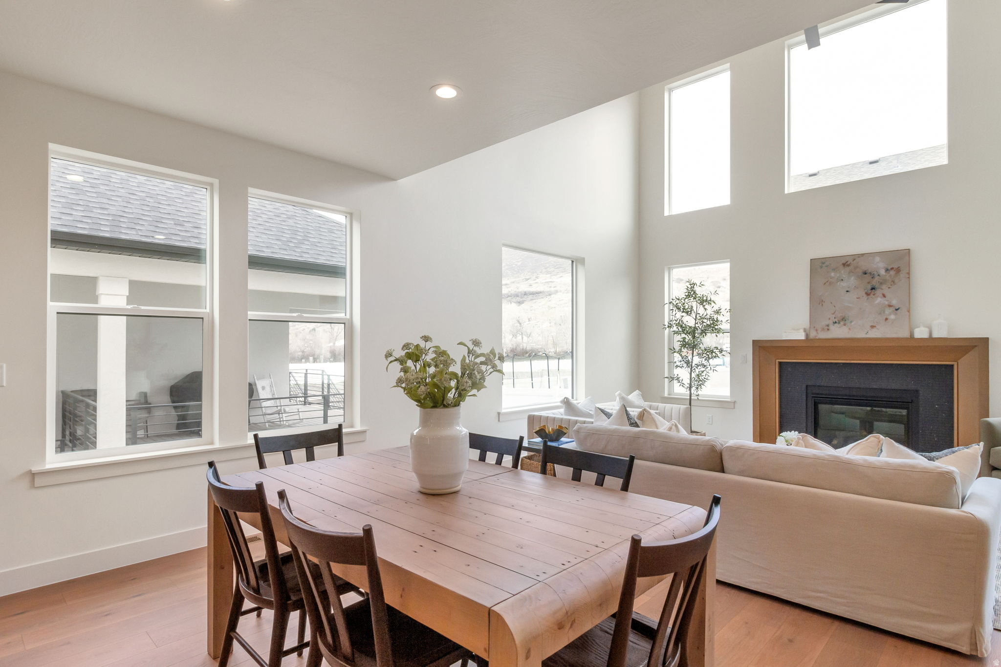 SUMMERHILL LANE - Residential