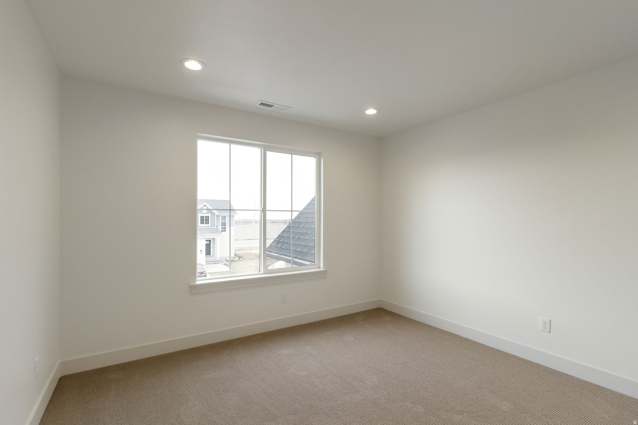 SUMMERHILL LANE - Residential