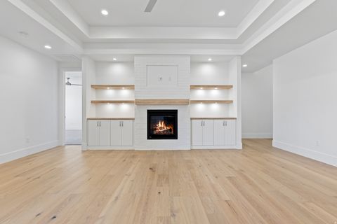 Tiny photo for 4815 W 2020 S, Hurricane, UT 84737 (MLS # 2158999)