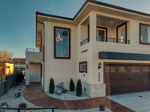 Homes For Sale - 226 E 1100<br/> Washington County, Hurricane, UT 84737