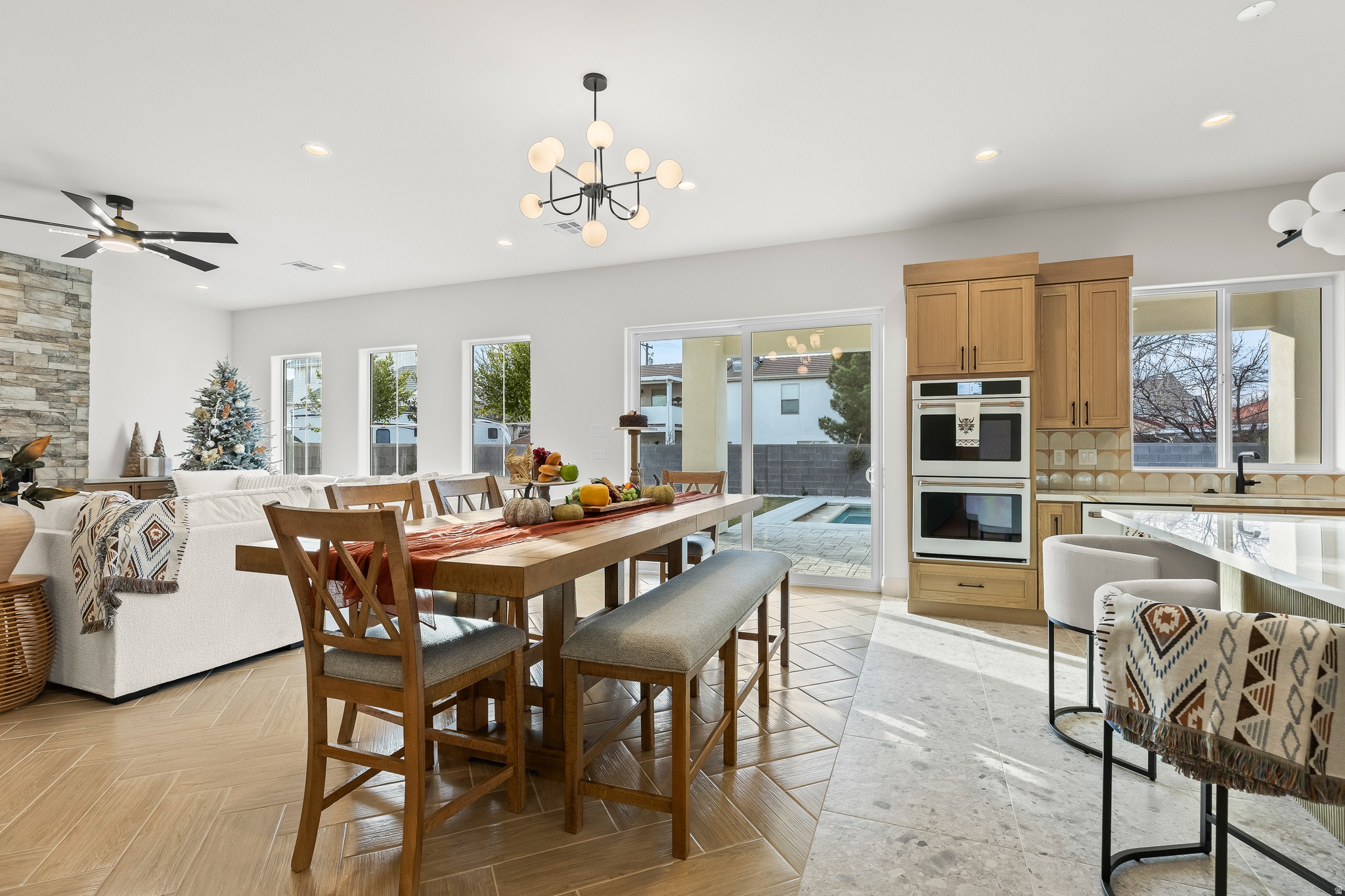 FALON RIDGE - Residential