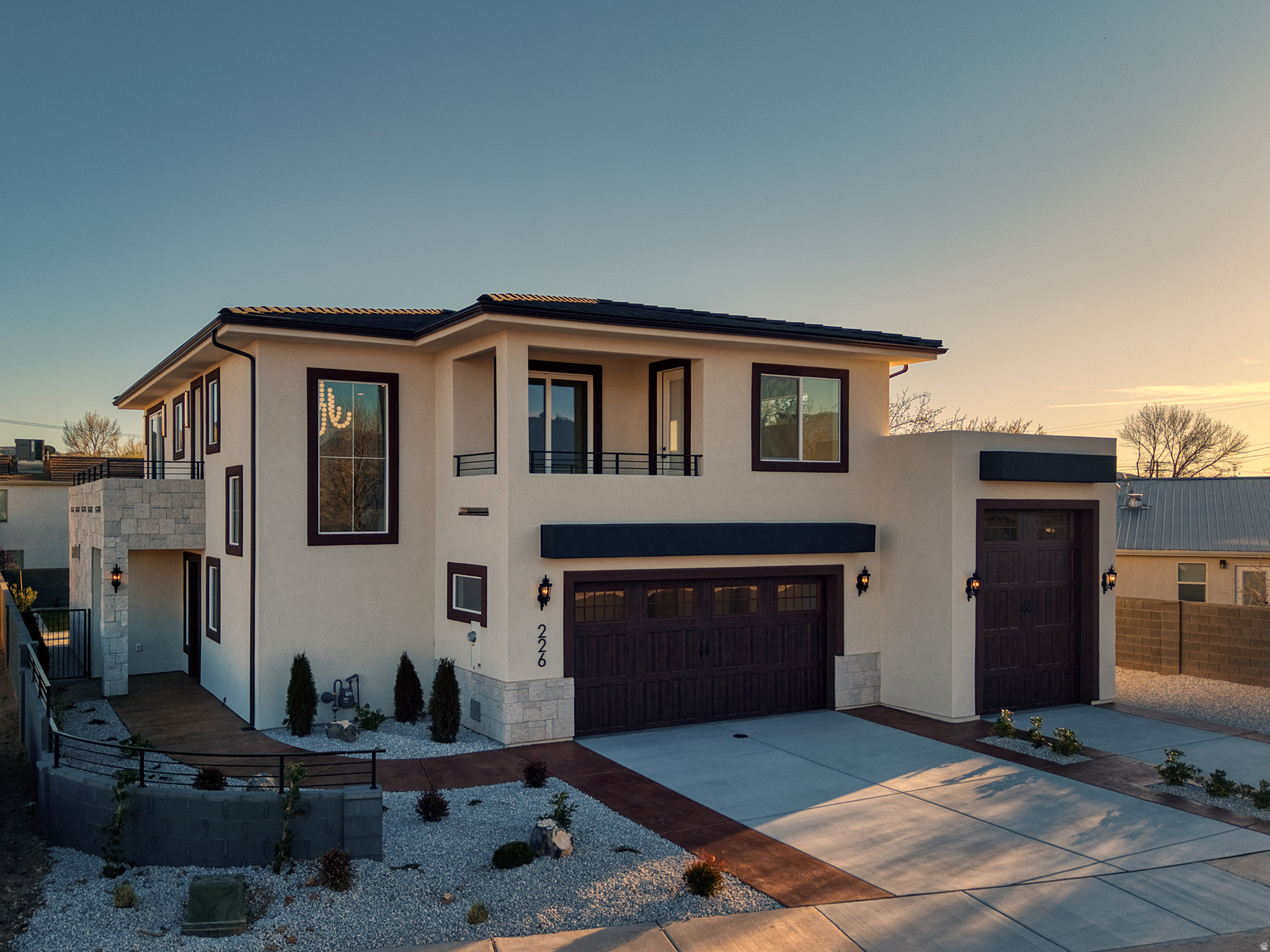 FALON RIDGE - Residential