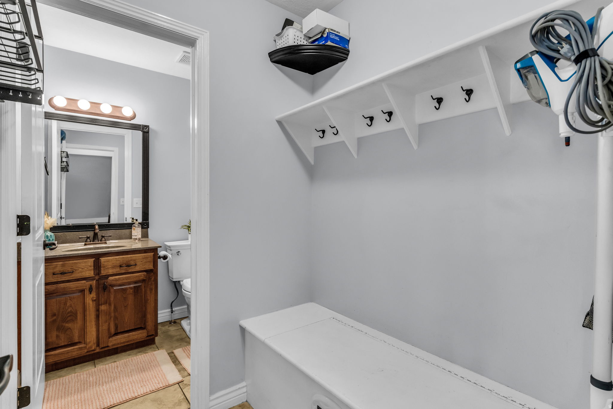 LAKEVIEW FARMS - Residential