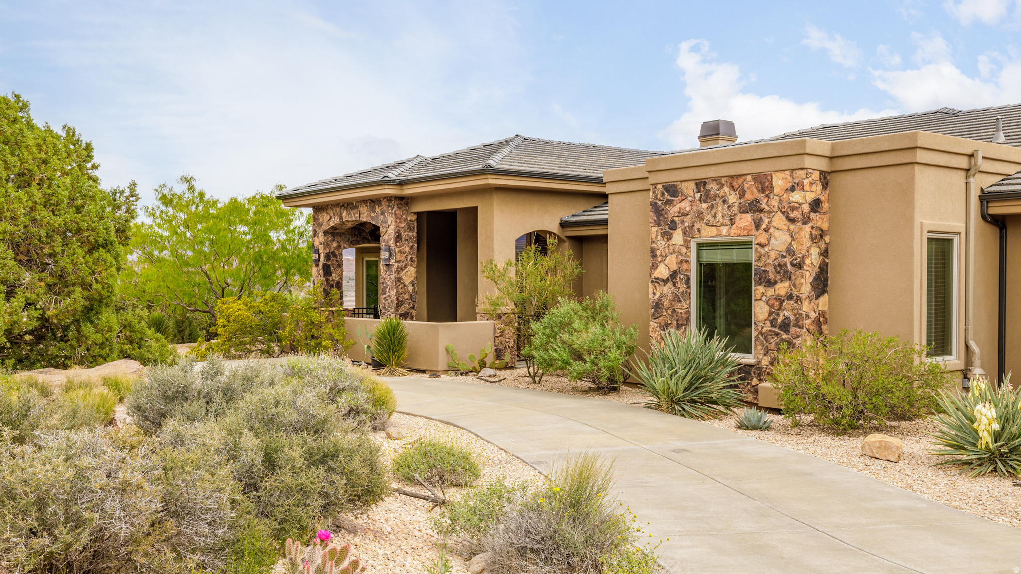 RICHARD PARRY MINOR LOT - Residential