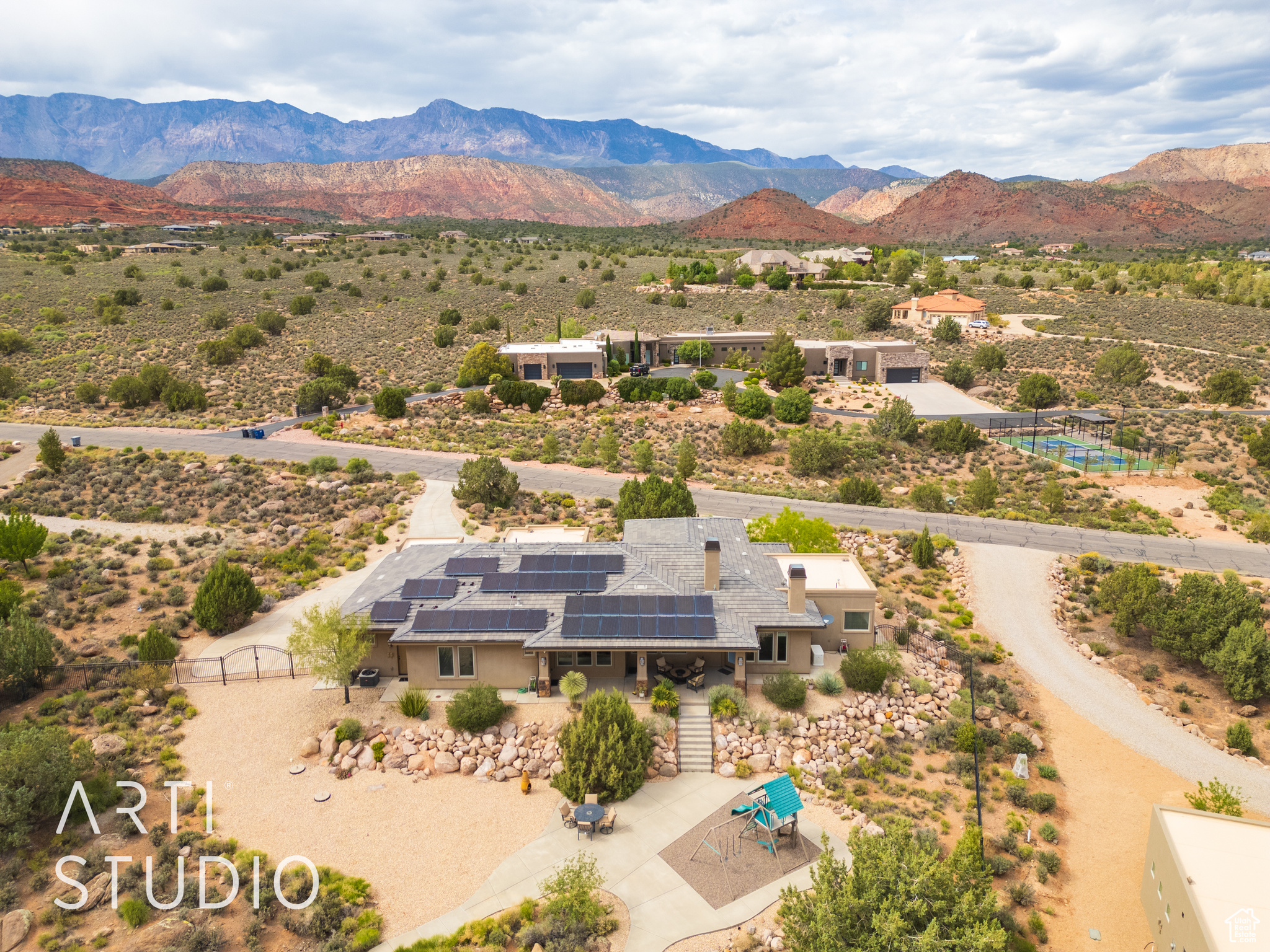 RICHARD PARRY MINOR LOT - Residential