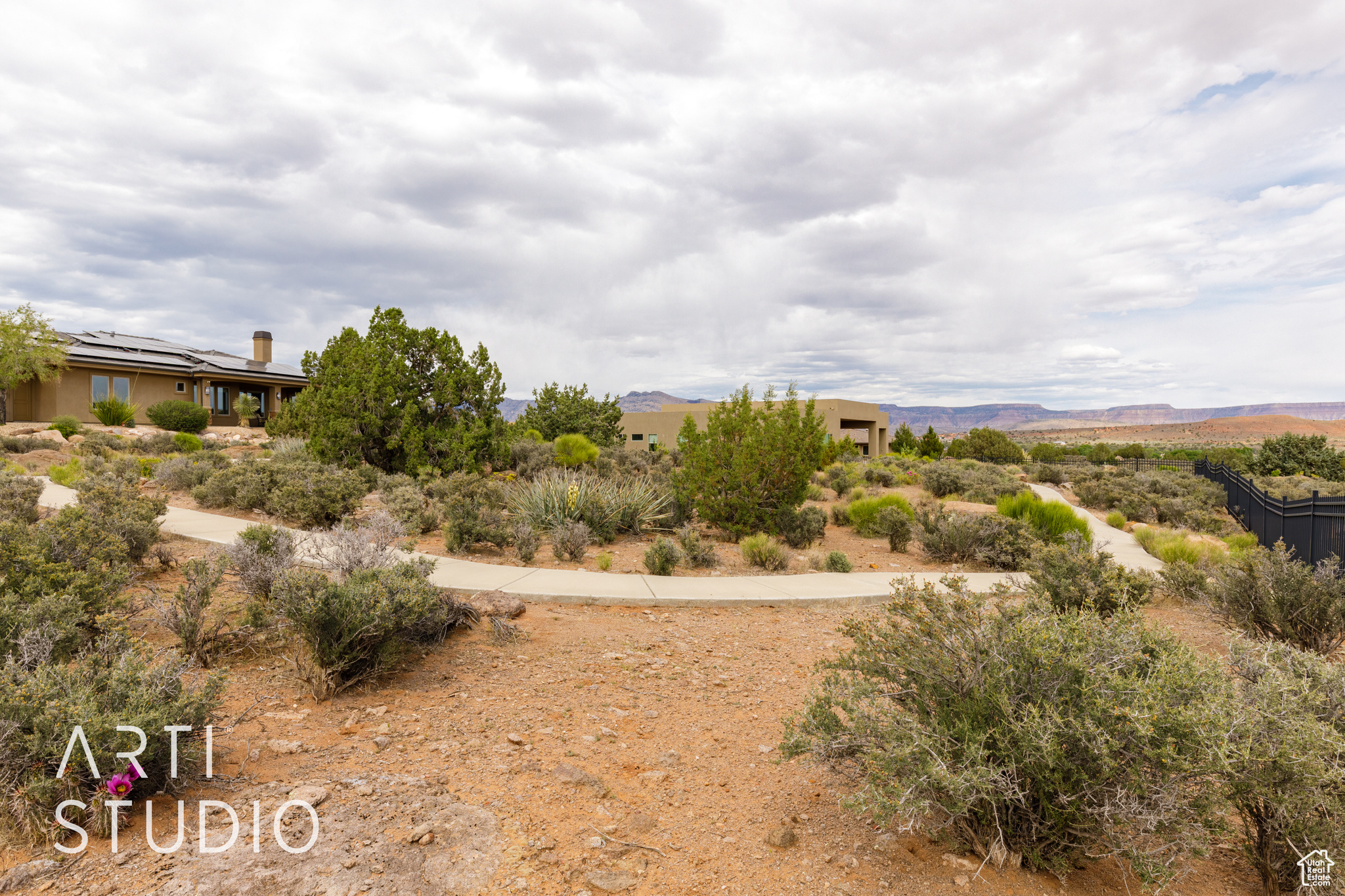 RICHARD PARRY MINOR LOT - Residential