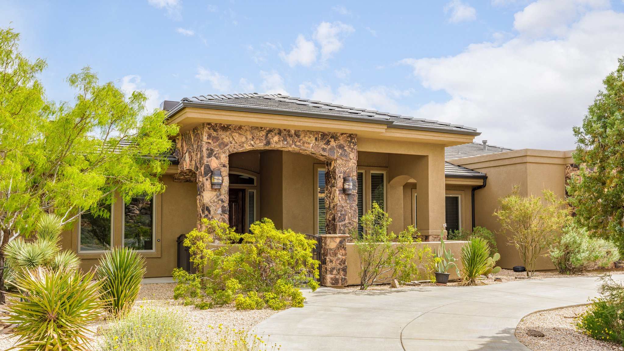 RICHARD PARRY MINOR LOT - Residential