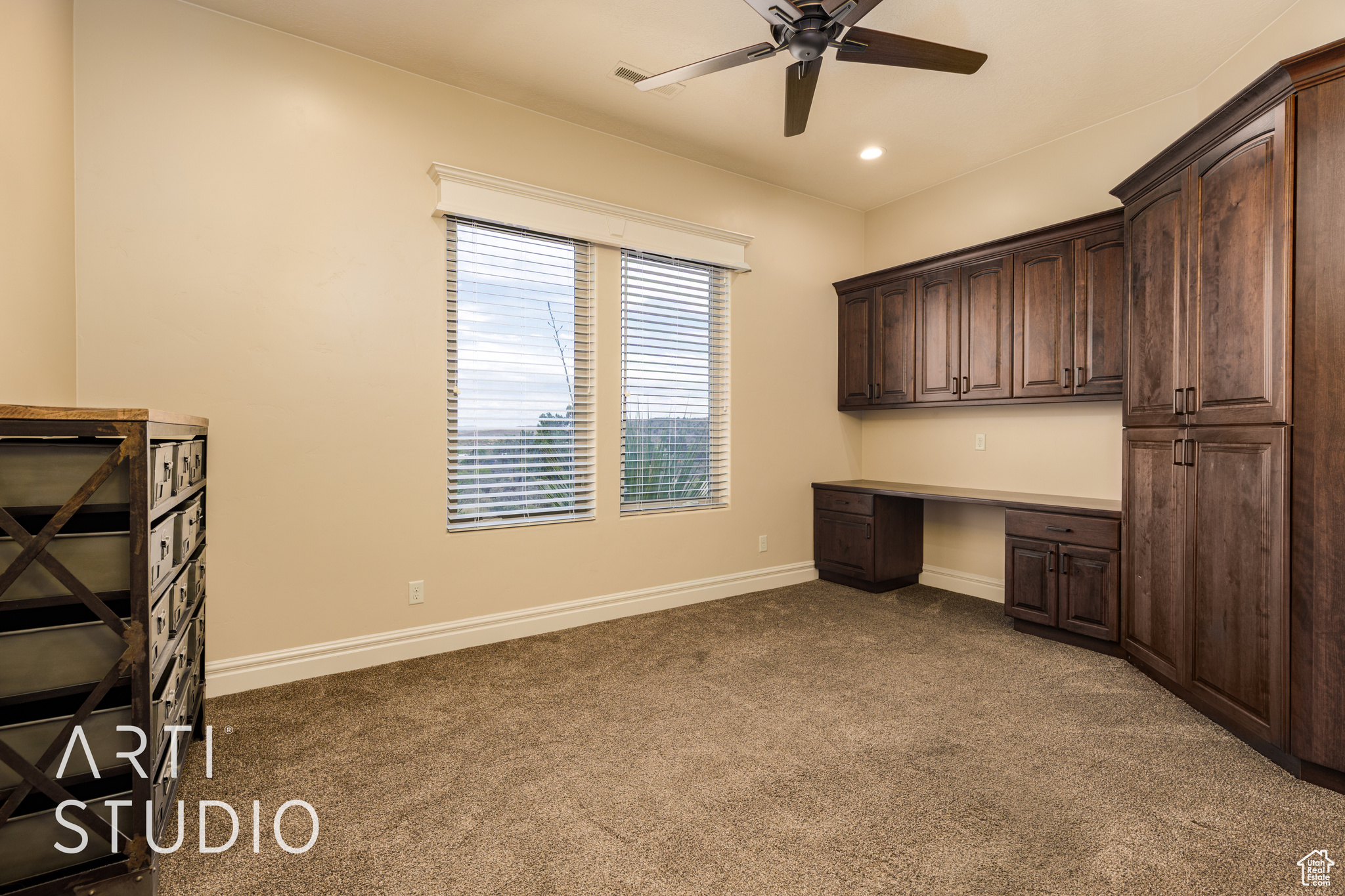 RICHARD PARRY MINOR LOT - Residential