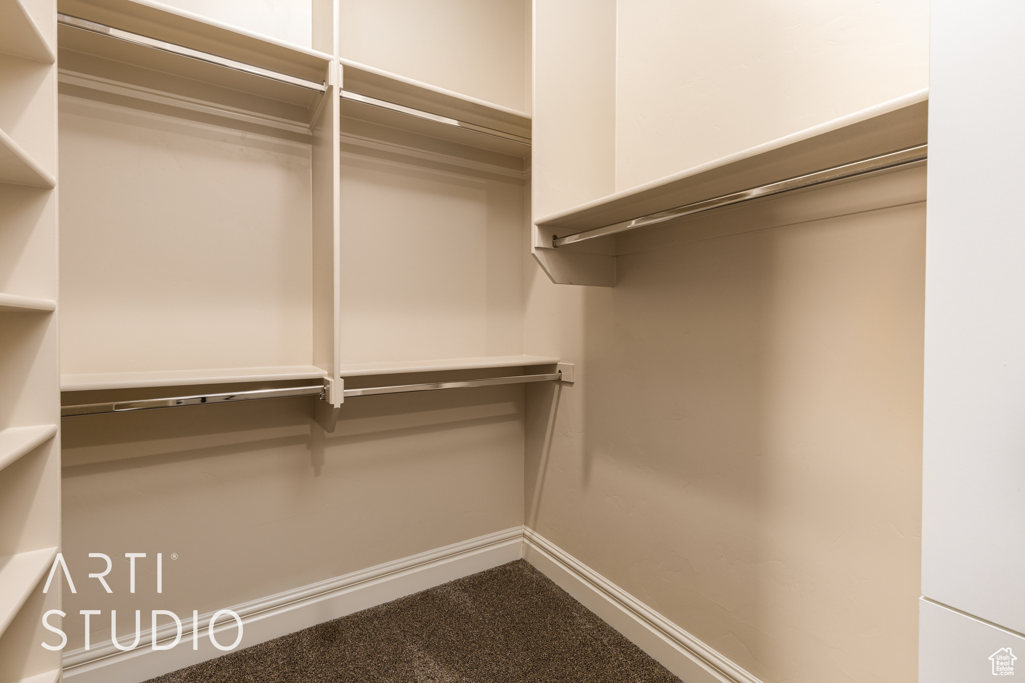 RICHARD PARRY MINOR LOT - Residential