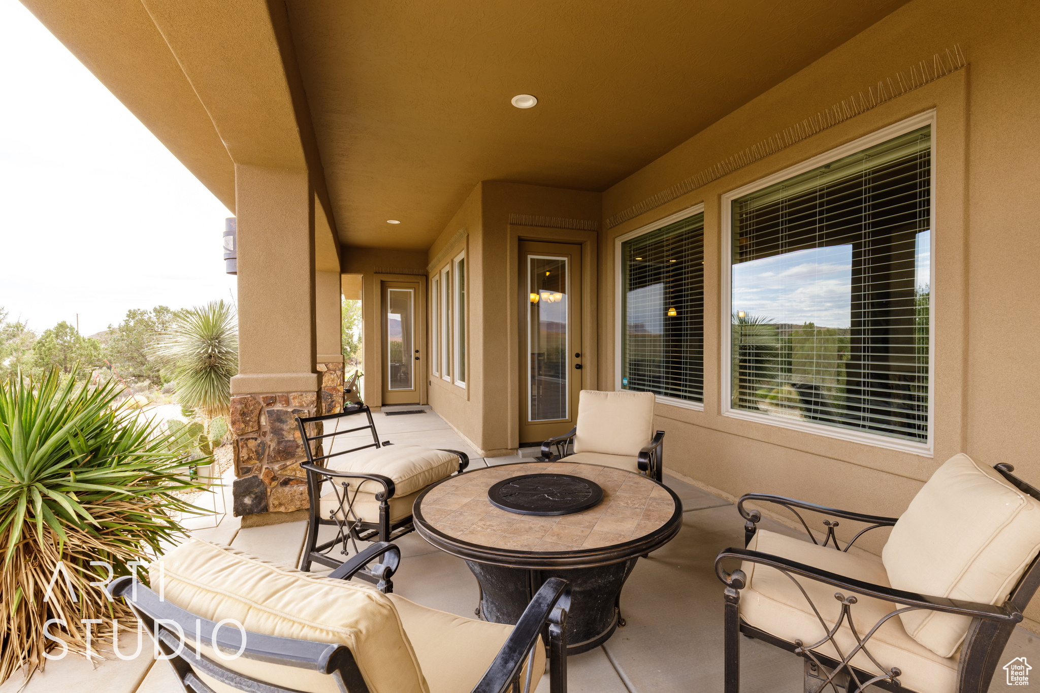 RICHARD PARRY MINOR LOT - Residential