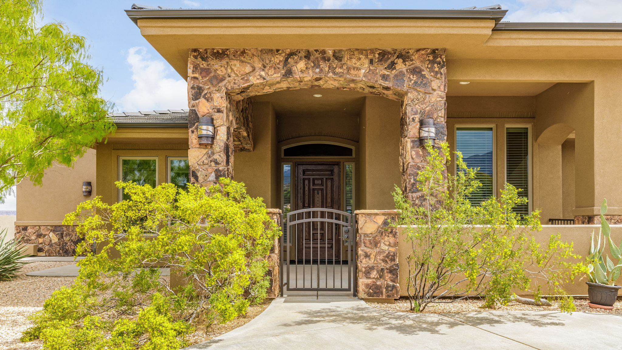 RICHARD PARRY MINOR LOT - Residential