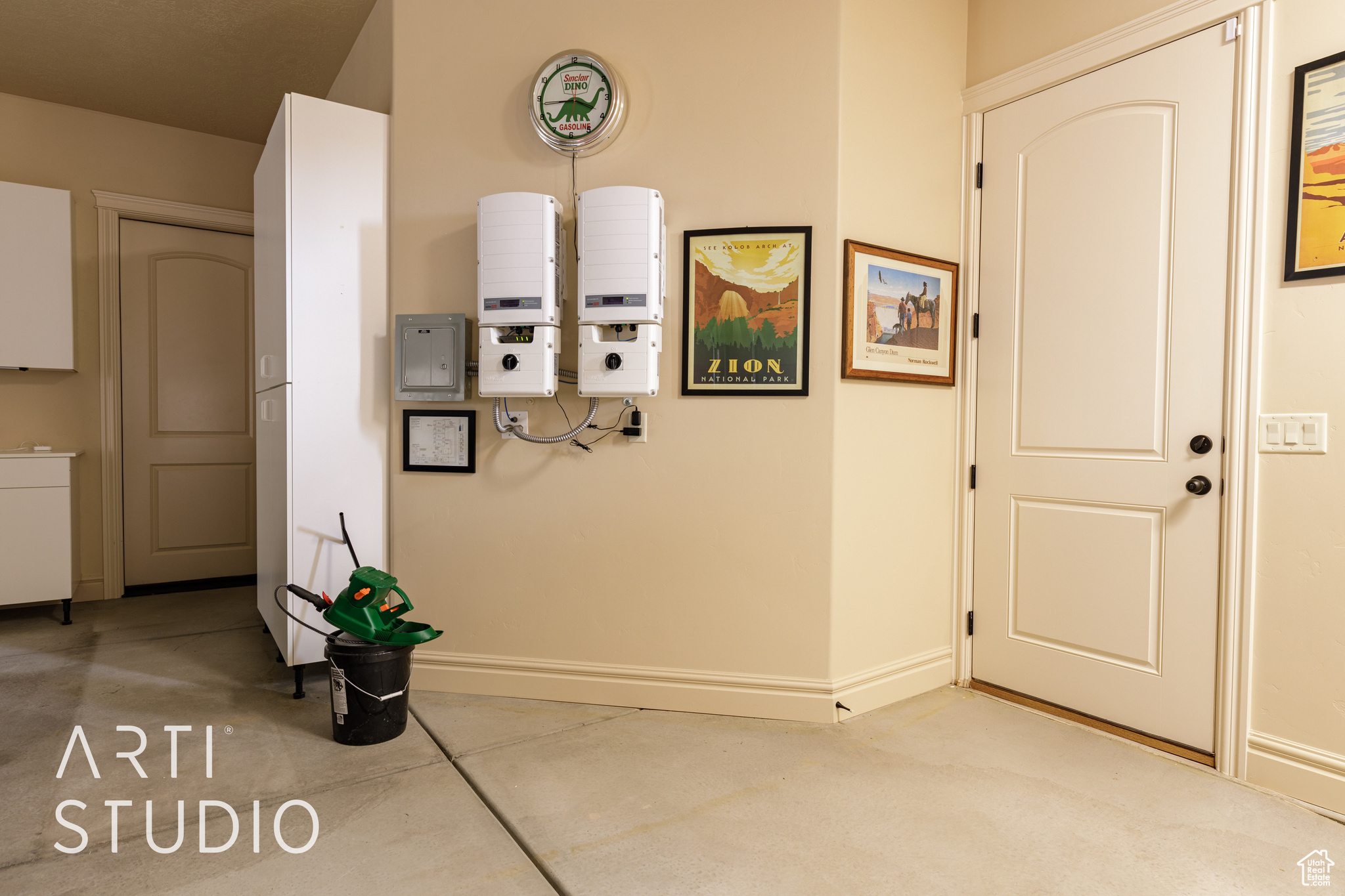 RICHARD PARRY MINOR LOT - Residential