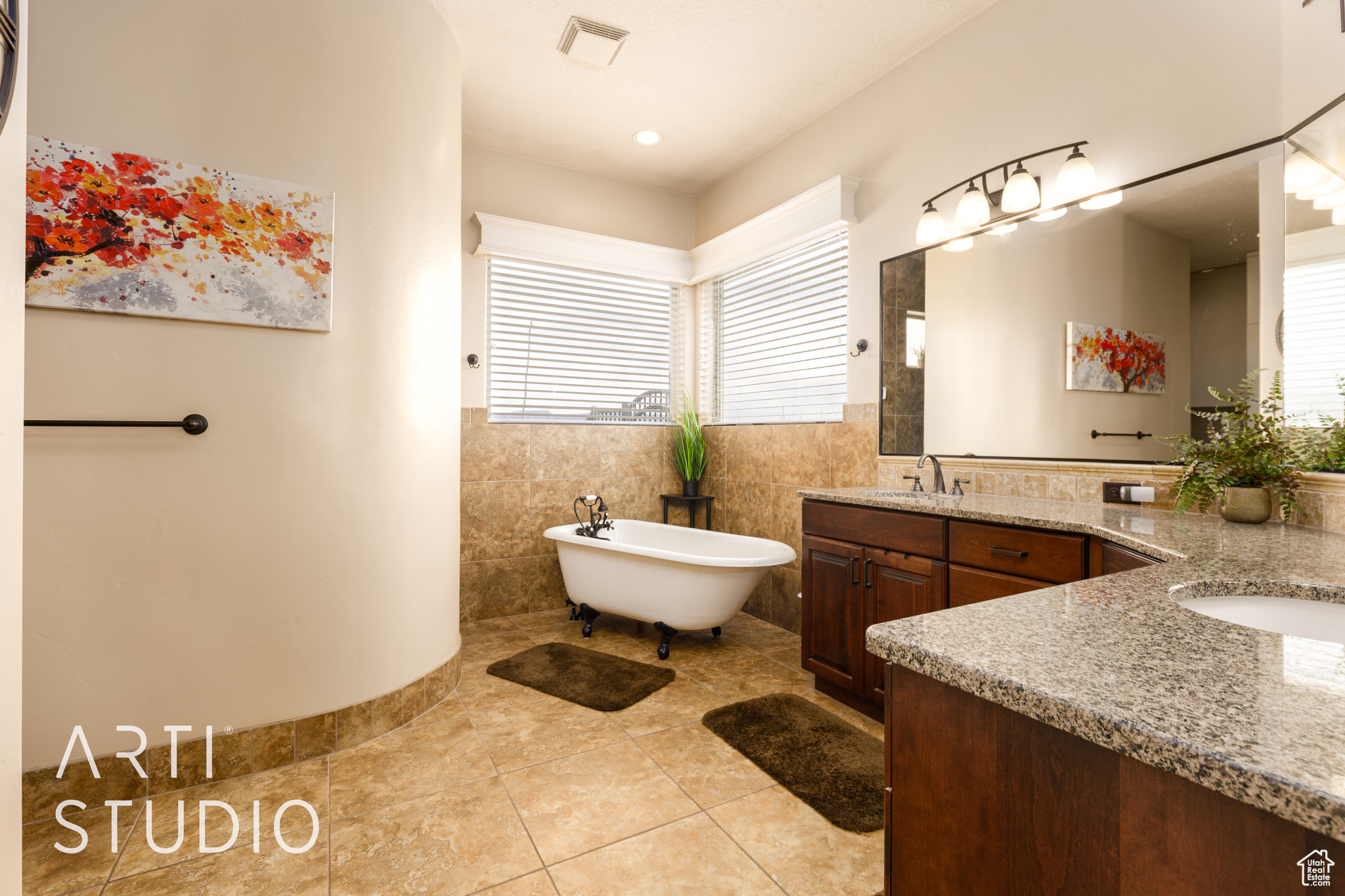 RICHARD PARRY MINOR LOT - Residential